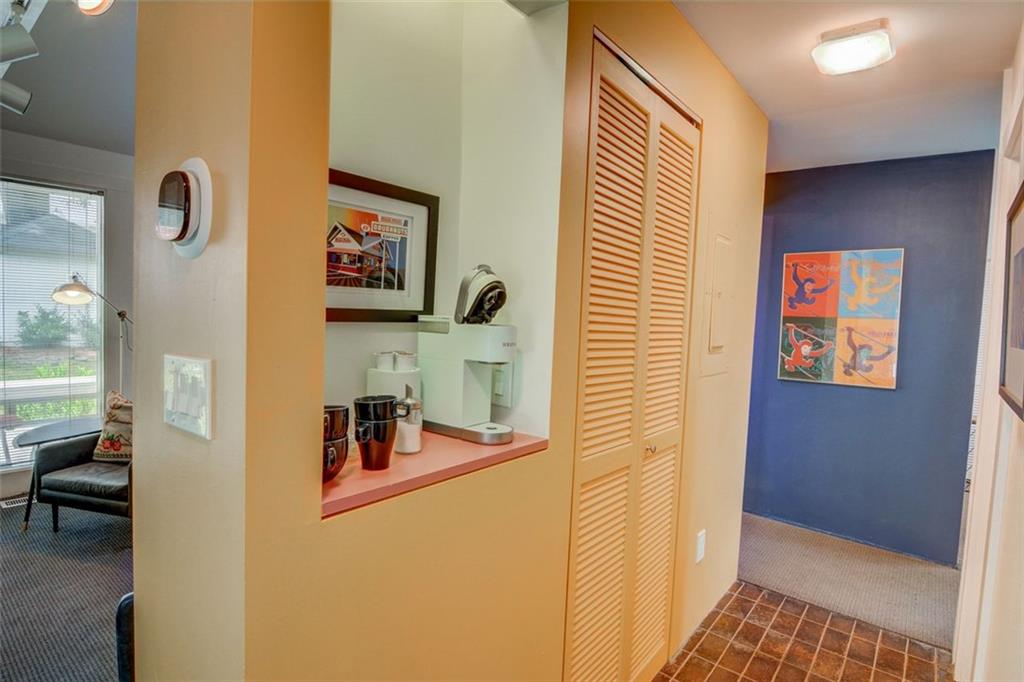 2089 Mckinley Road NW