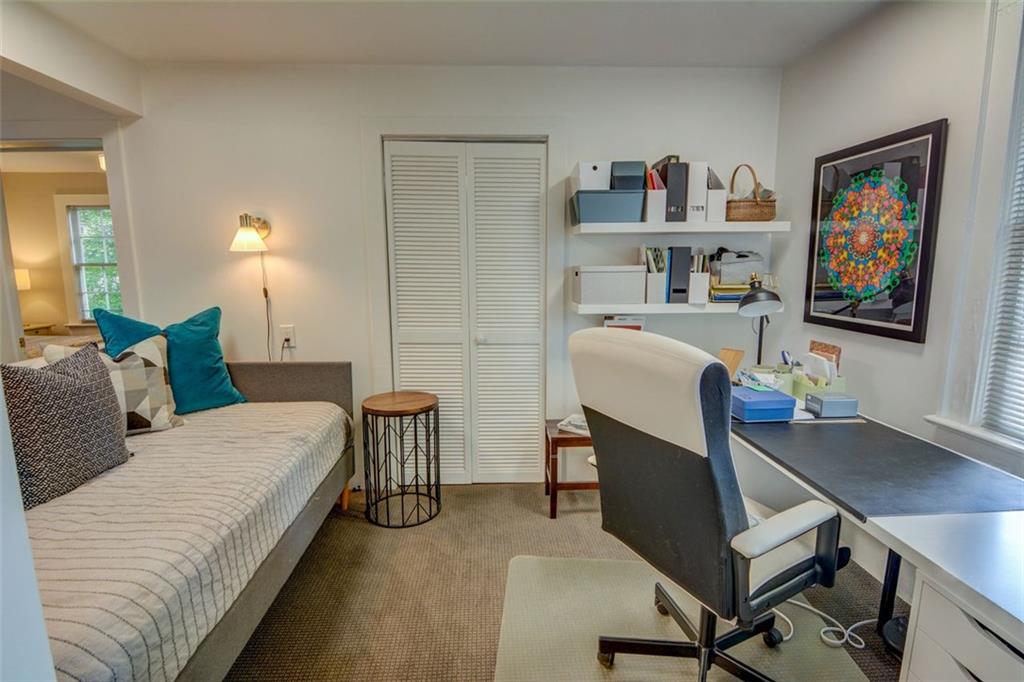 2089 Mckinley Road NW