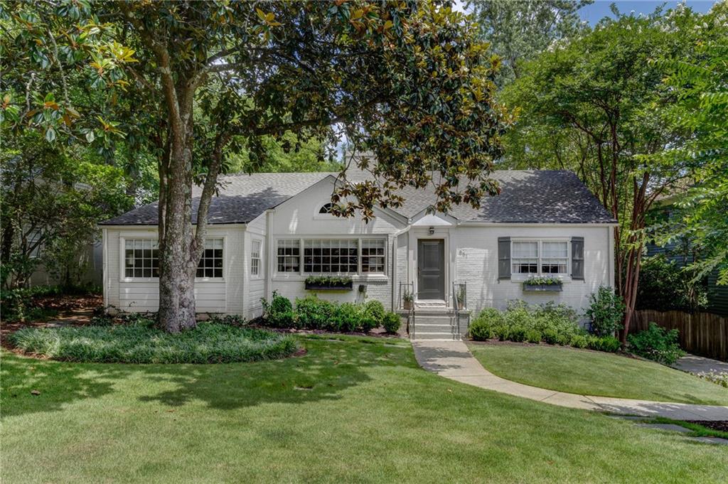 851 Woodley Drive NW