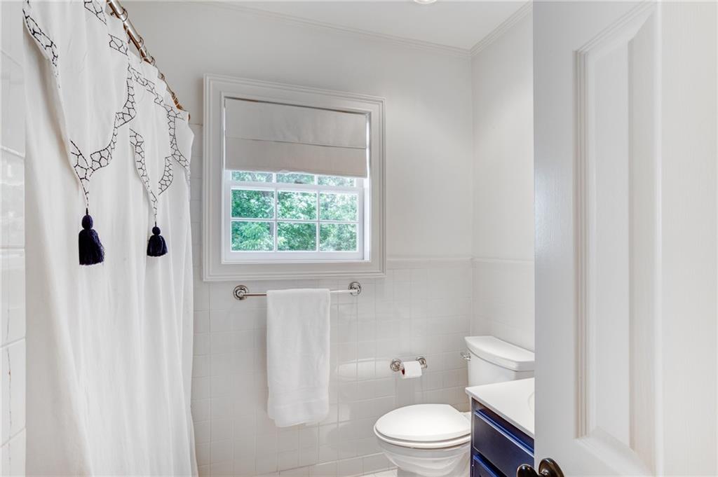 851 Woodley Drive NW