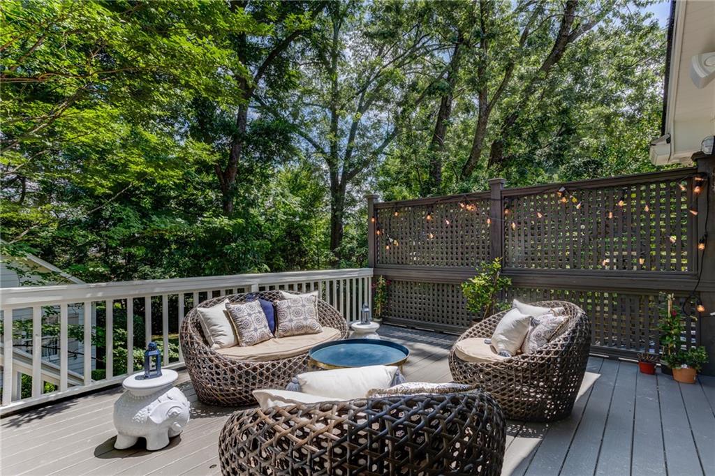 851 Woodley Drive NW