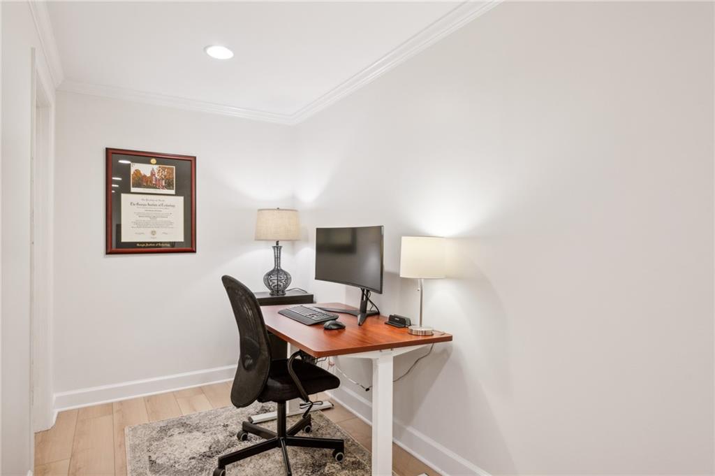 1175 Morningside Place NE