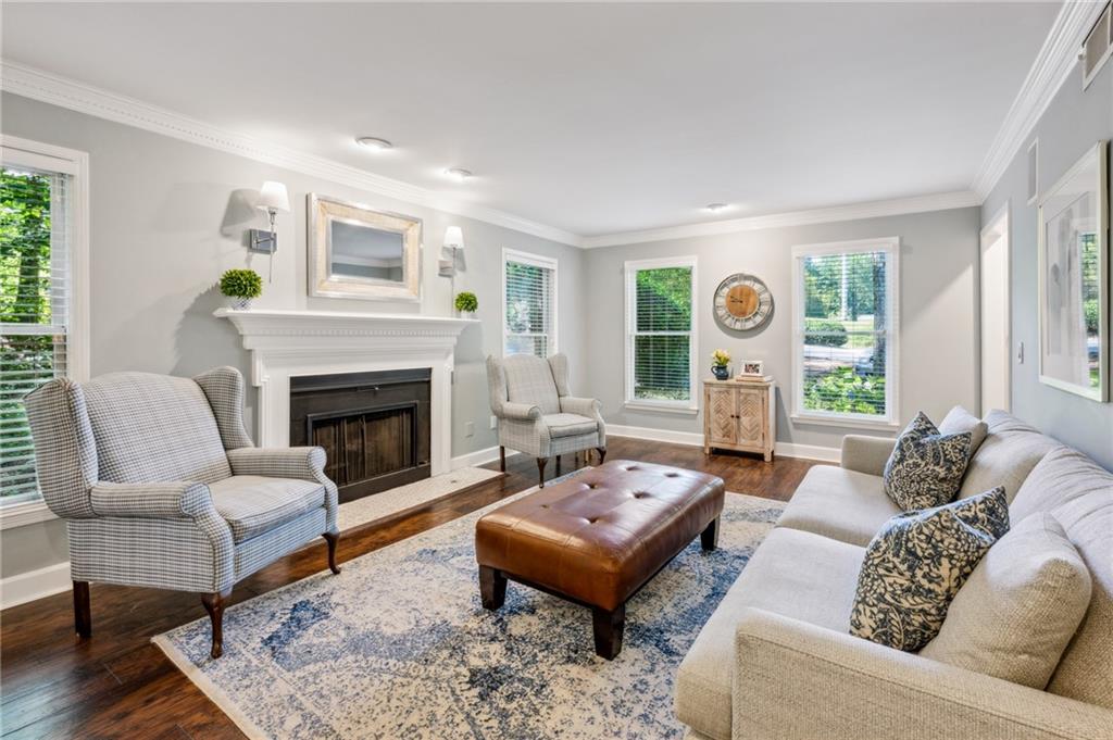 1175 Morningside Place NE