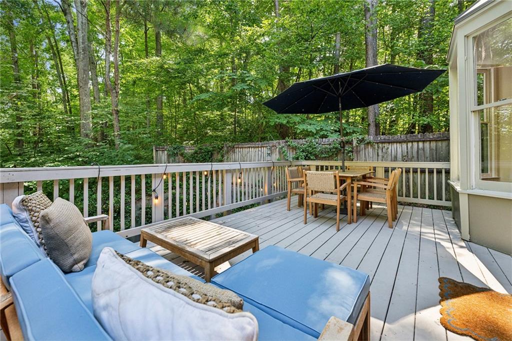 1175 Morningside Place NE