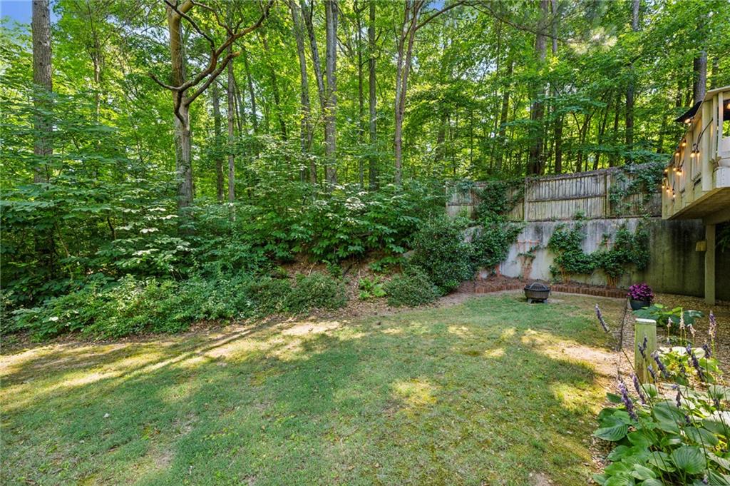 1175 Morningside Place NE