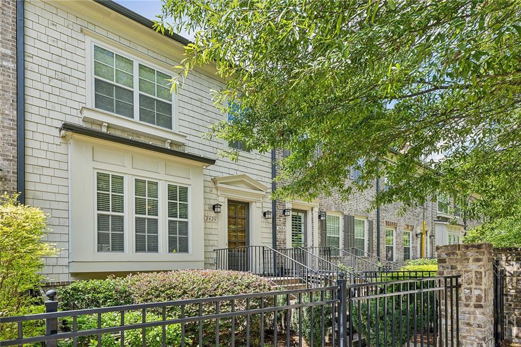 2426 Gatebury Circle