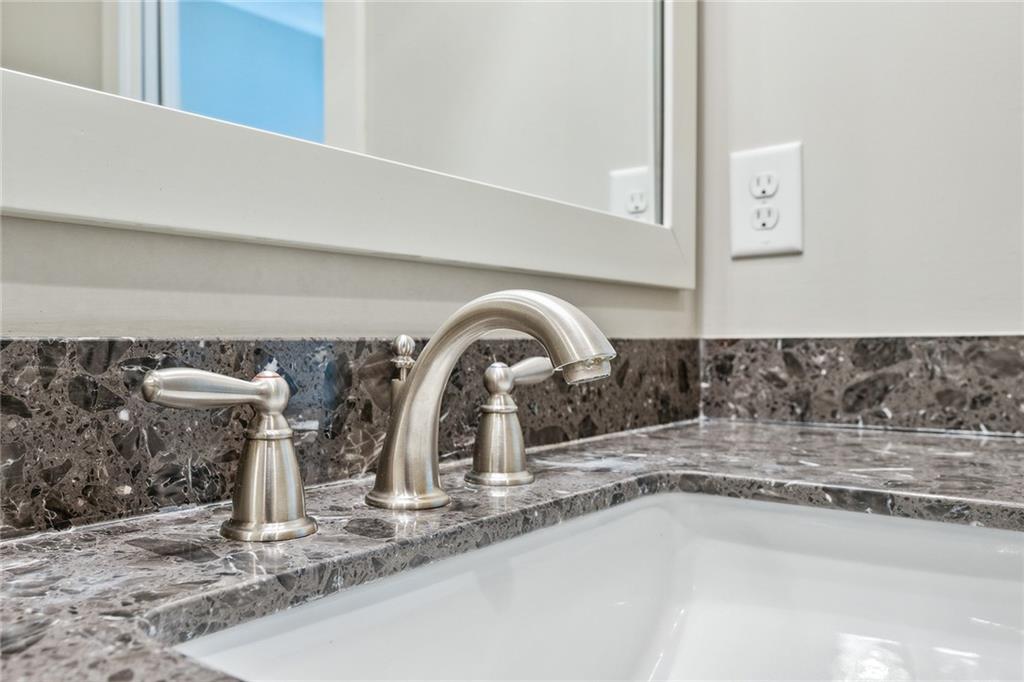 2426 Gatebury Circle