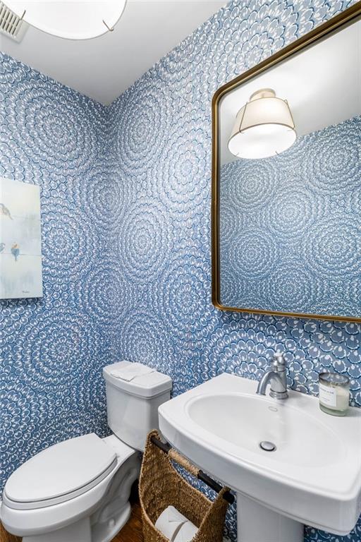 820 Loridans Circle NE