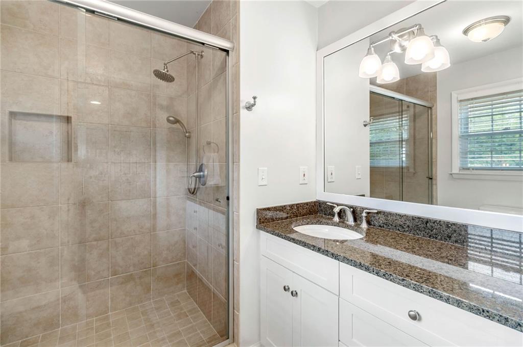 820 Loridans Circle NE