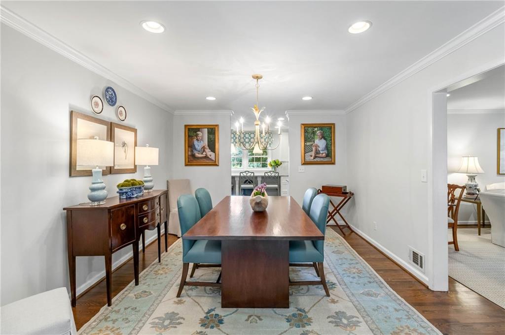 820 Loridans Circle NE