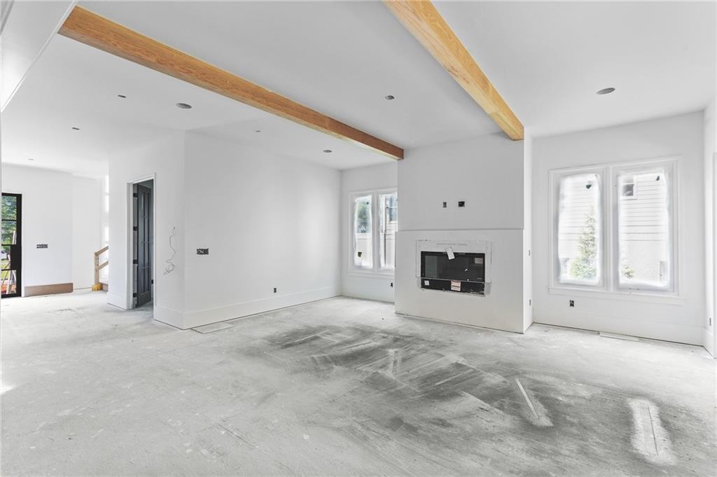 2444 Drew Valley Road NE