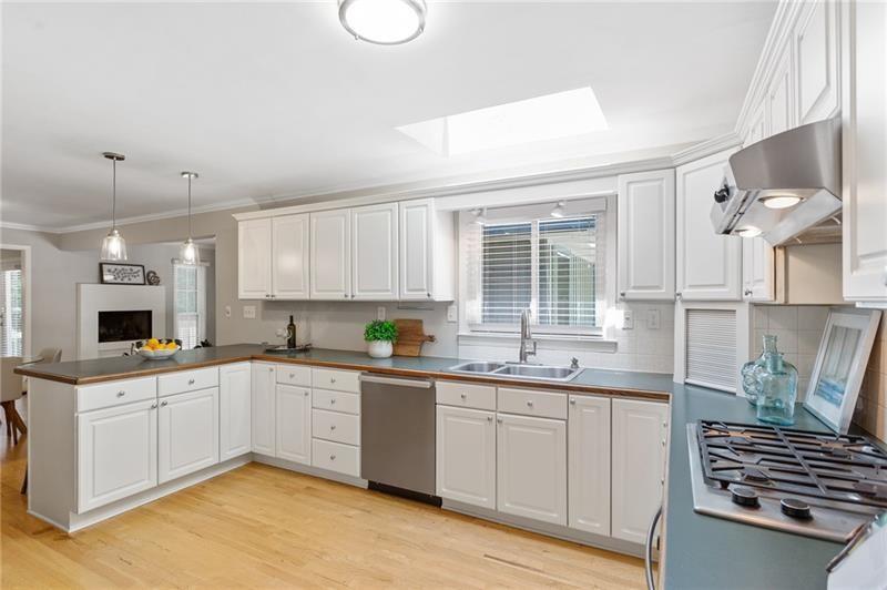 2363 Northside Parkway NW