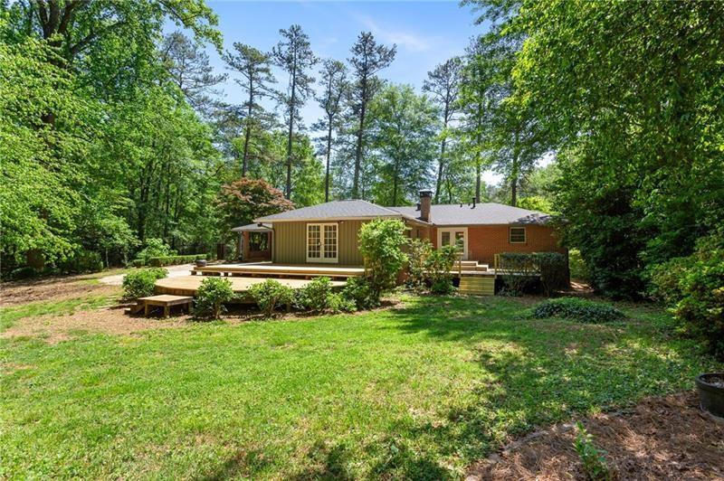 2363 Northside Parkway NW