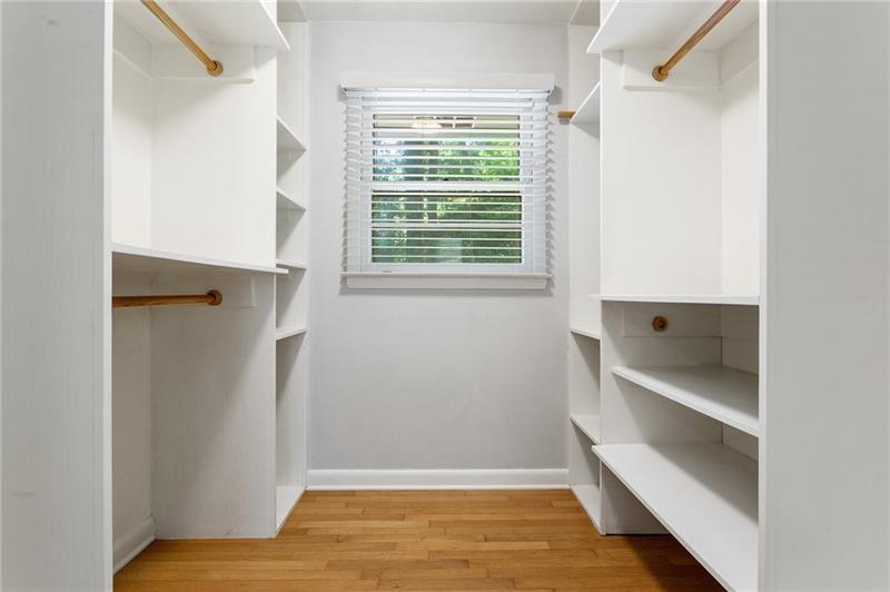 2363 Northside Parkway NW