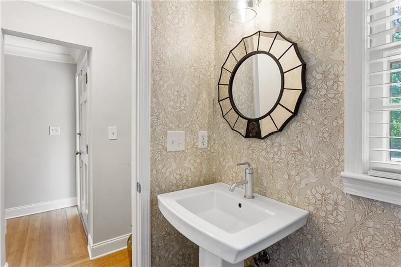 2363 Northside Parkway NW