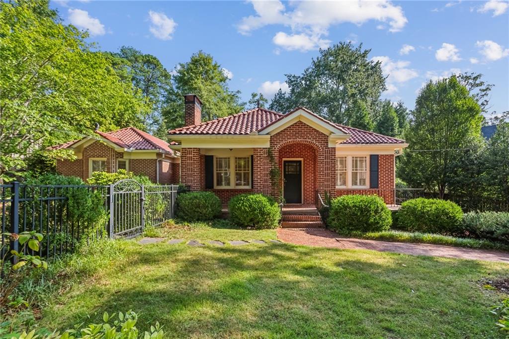 726 Stovall Boulevard NE