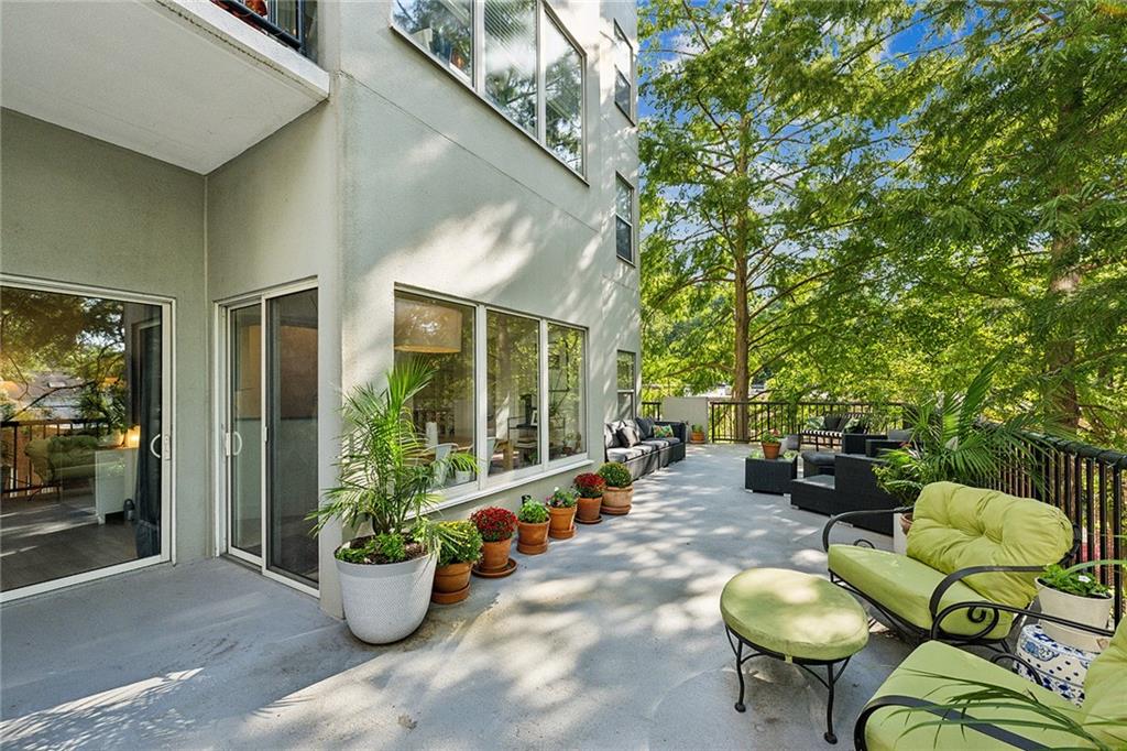 275 13th Street NE Unit 102