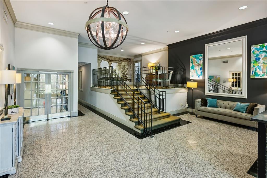 275 13th Street NE Unit 102