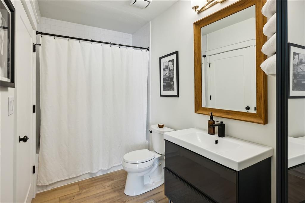 275 13th Street NE Unit 102