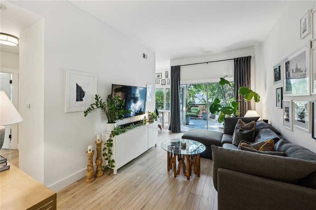 275 13th Street NE Unit 102