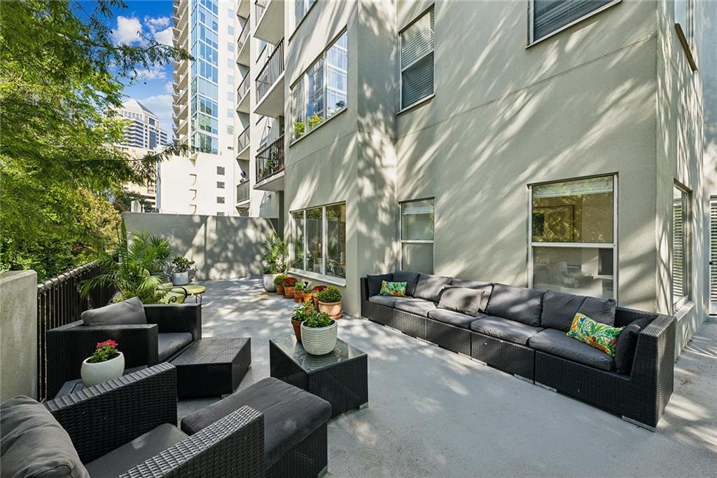 275 13th Street NE Unit 102