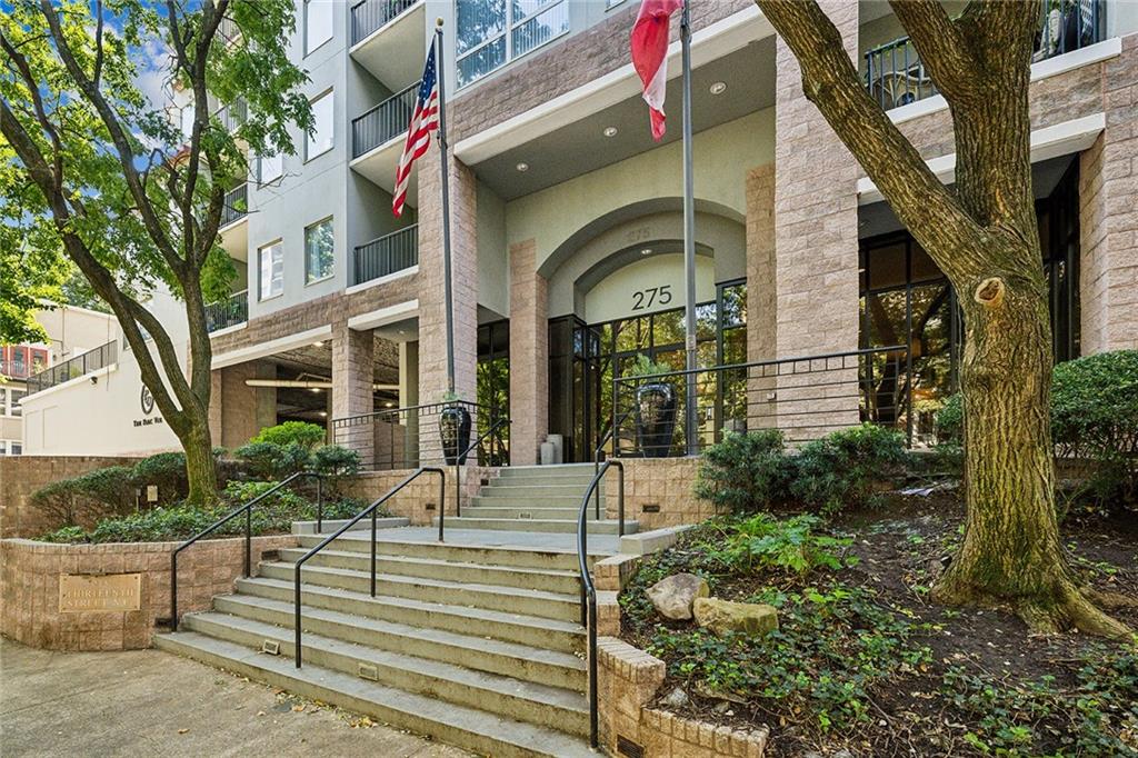 275 13th Street NE Unit 102