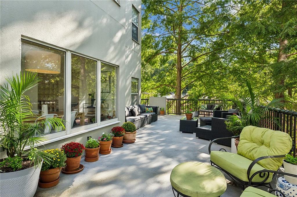 275 13th Street NE Unit 102