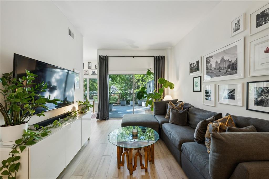 275 13th Street NE Unit 102