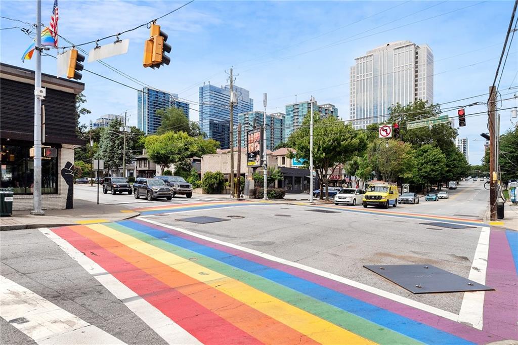 275 13th Street NE Unit 102