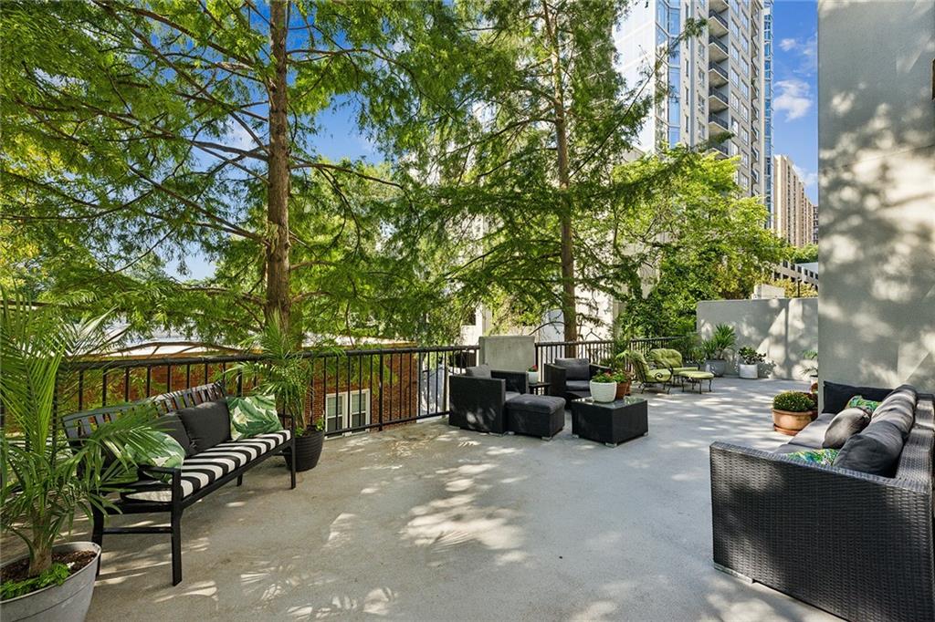 275 13th Street NE Unit 102