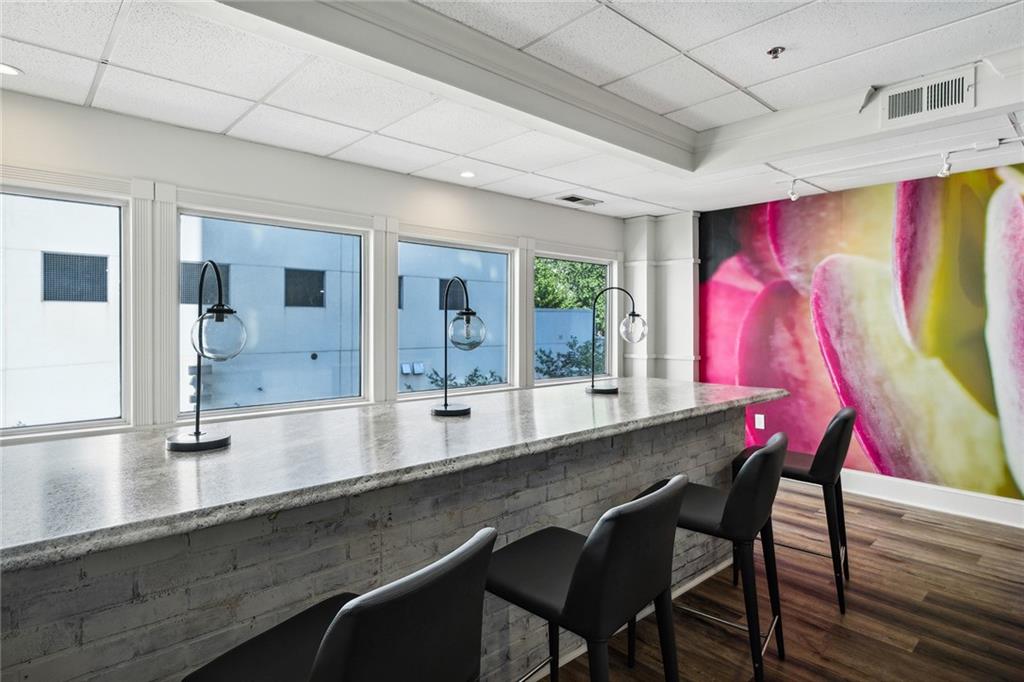 275 13th Street NE Unit 102