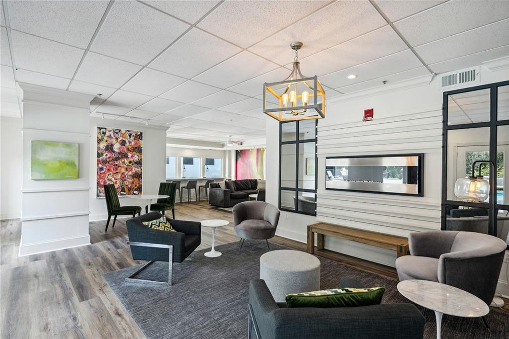 275 13th Street NE Unit 102