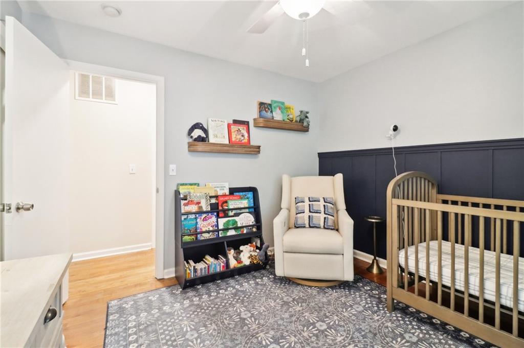 1563 Runnymeade Road NE