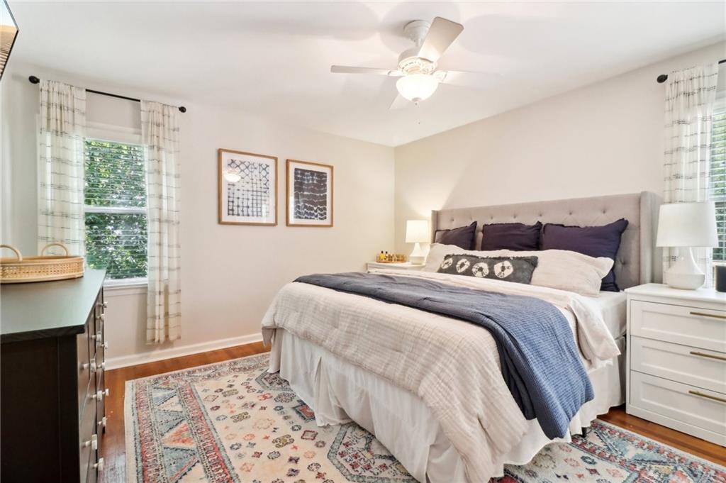 1563 Runnymeade Road NE