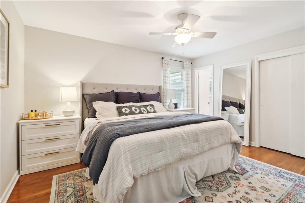 1563 Runnymeade Road NE