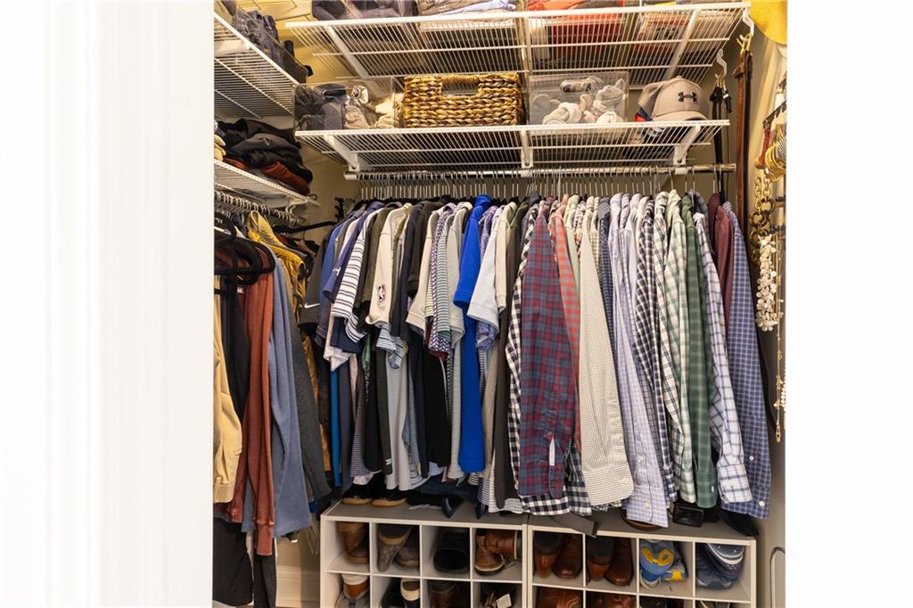 2667 N Thompson Road NE