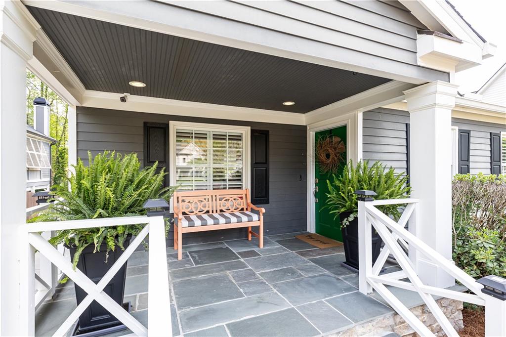 2667 N Thompson Road NE