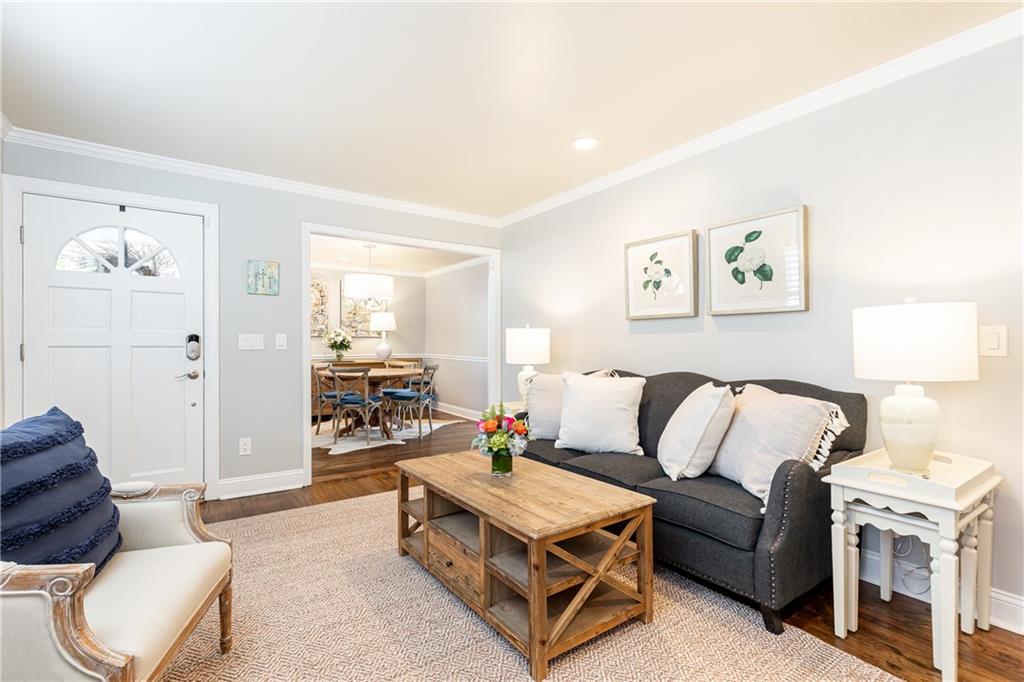 2667 N Thompson Road NE