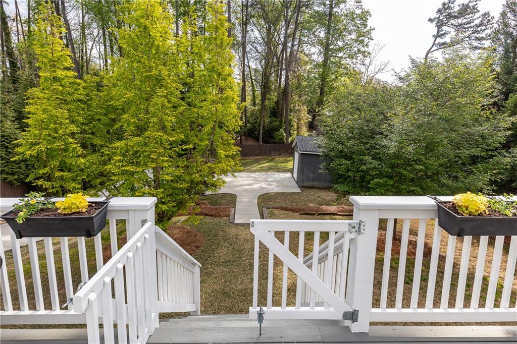 2667 N Thompson Road NE