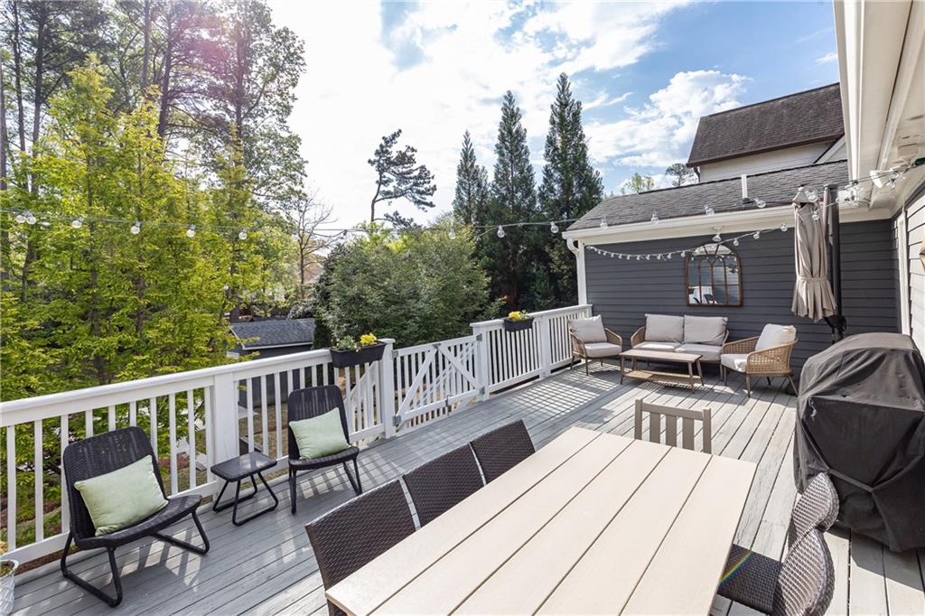 2667 N Thompson Road NE