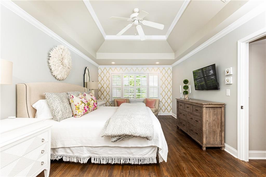 2667 N Thompson Road NE