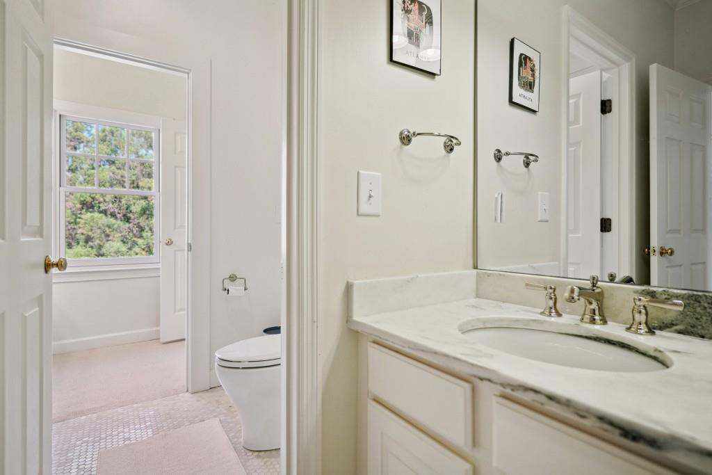 2985 Devonshire Place NW