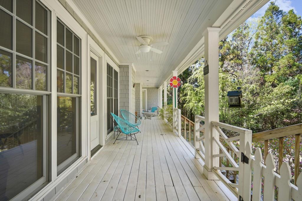 2985 Devonshire Place NW