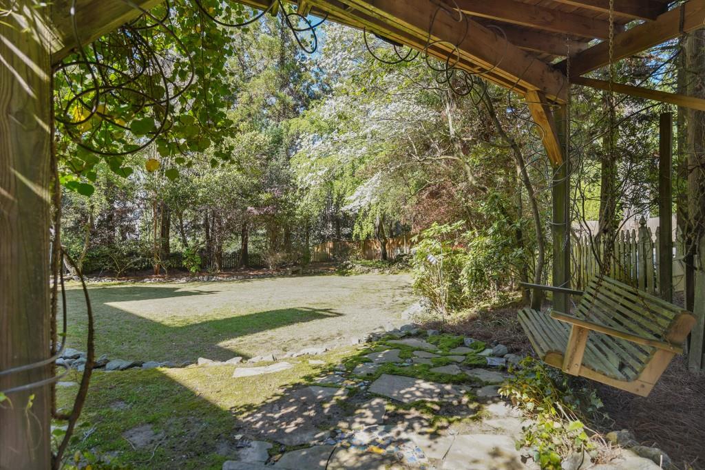 2985 Devonshire Place NW