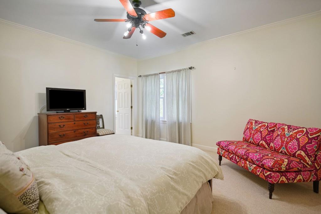 2985 Devonshire Place NW