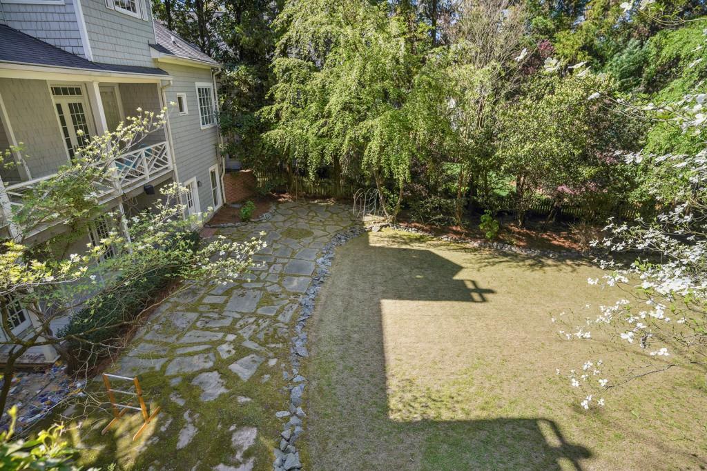 2985 Devonshire Place NW