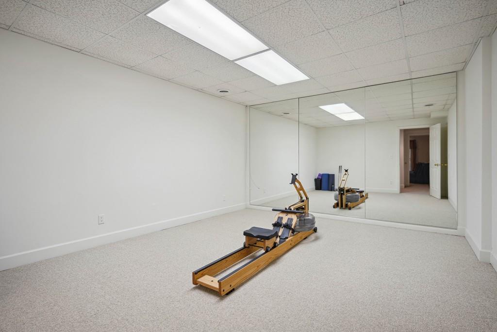 2985 Devonshire Place NW