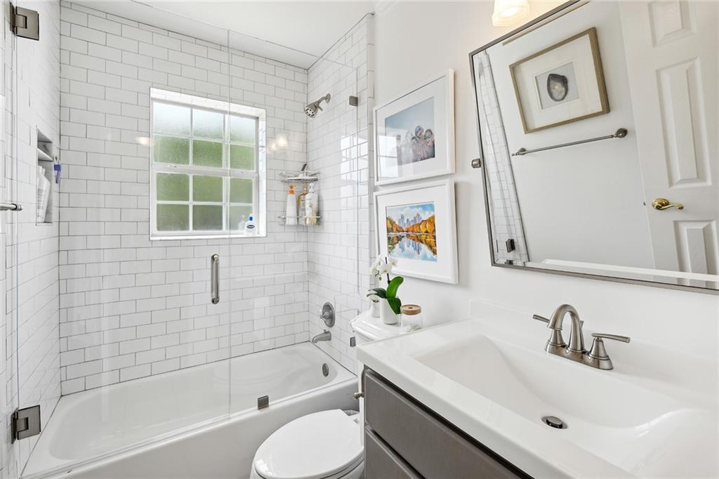 25 Sheridan Drive NE Unit 11