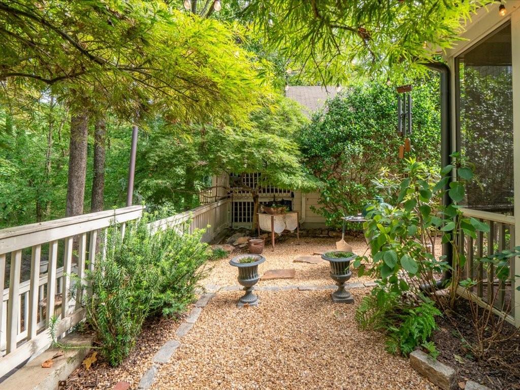 2255 Harry Brooks Drive NW