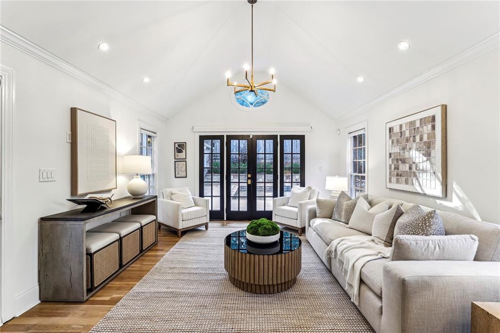 2508 Acorn Avenue NE